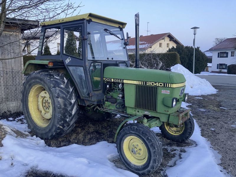 John Deere 2040