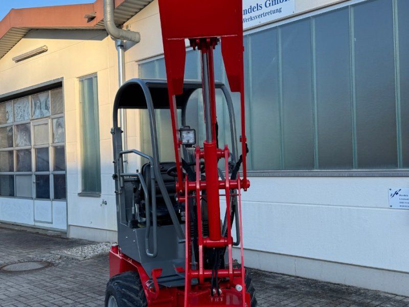 Fuchs F 850 Hoflader Knicklader lader