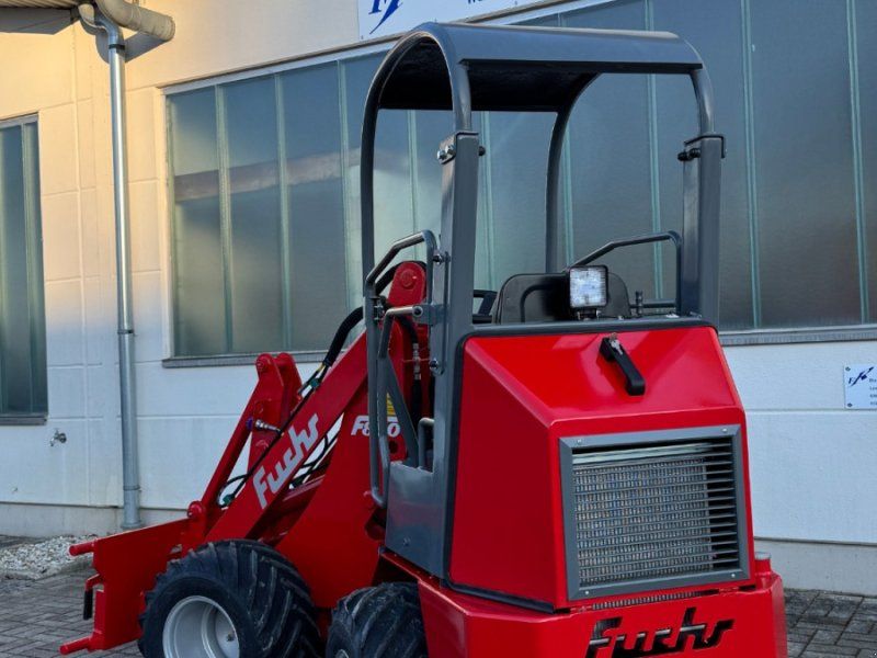Fuchs F 850 Hoflader Knicklader lader