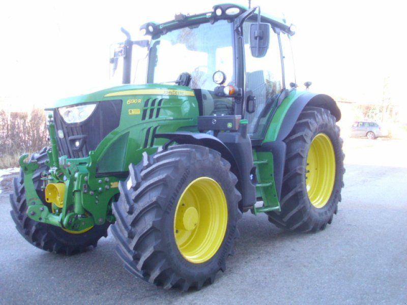 John Deere 6130R