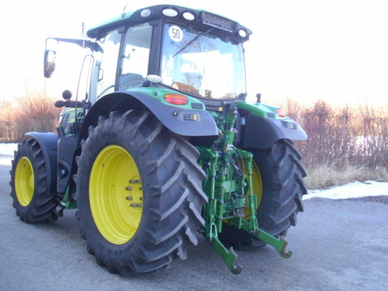 John Deere 6130R