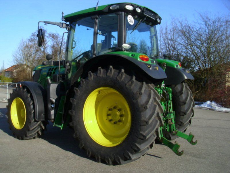 John Deere 6130R