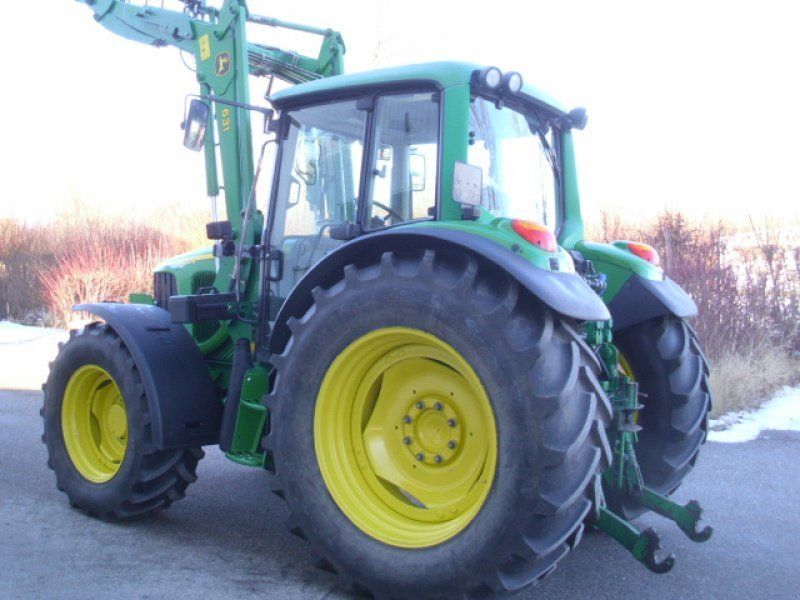 John Deere 6420