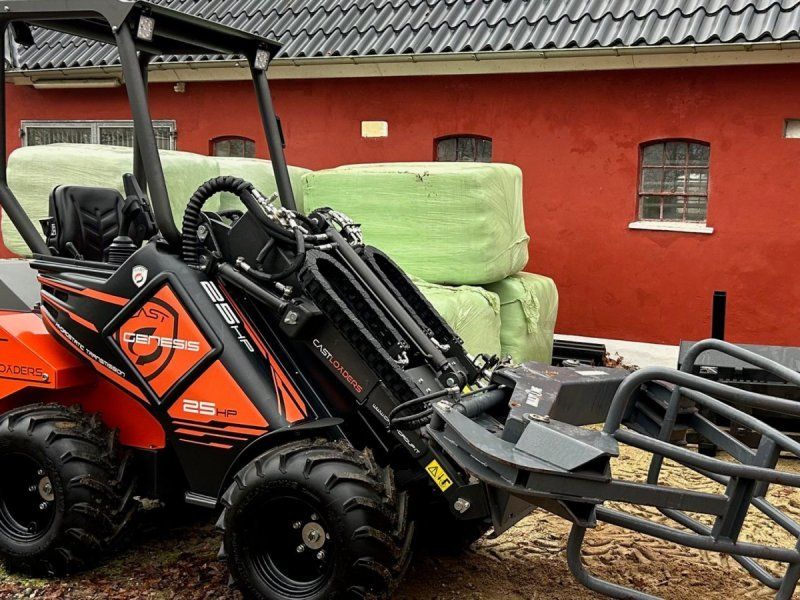 Cast Group Genesis 25