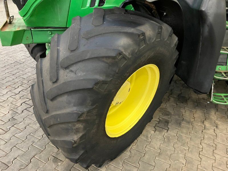 John Deere 6170R