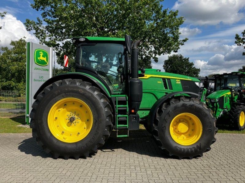 John Deere 6R 250