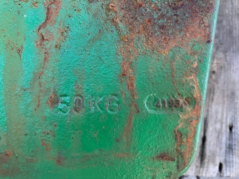 John Deere 12 x 50 kg