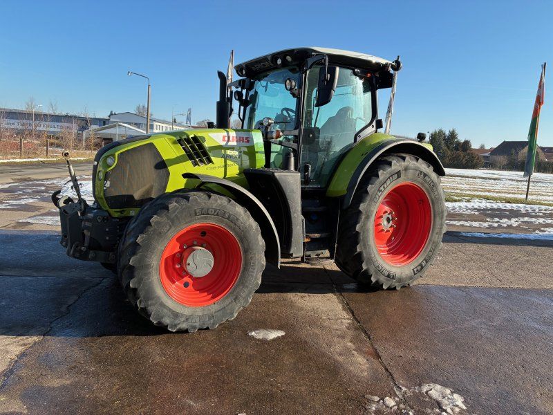 Claas Arion 650