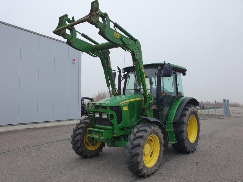 John Deere 5070M