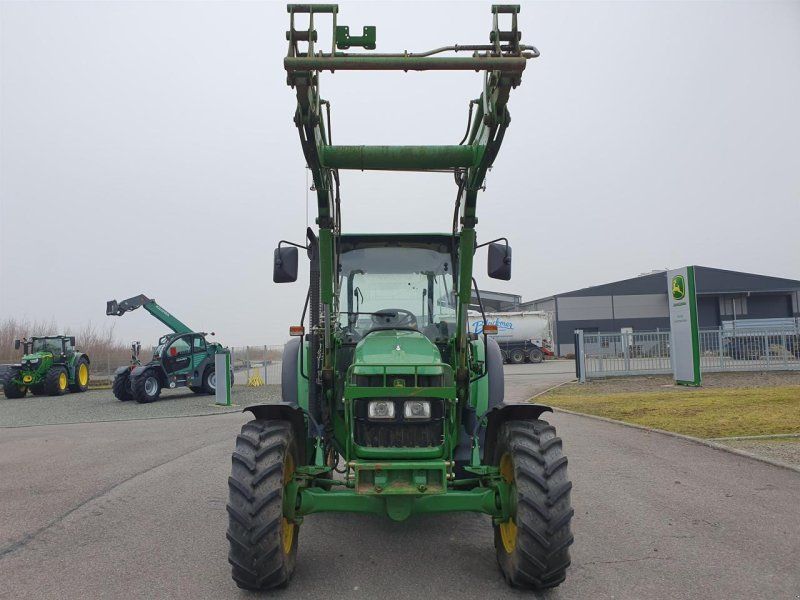 John Deere 5070M