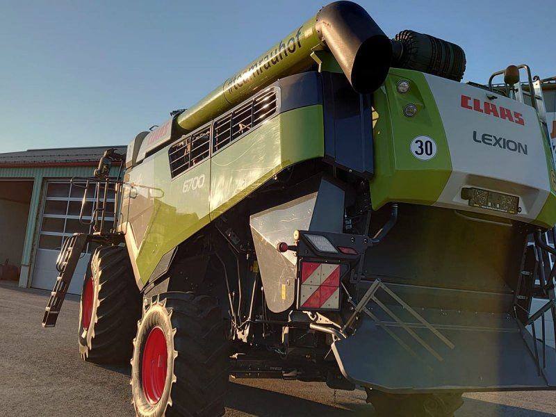 Claas Lion 6700