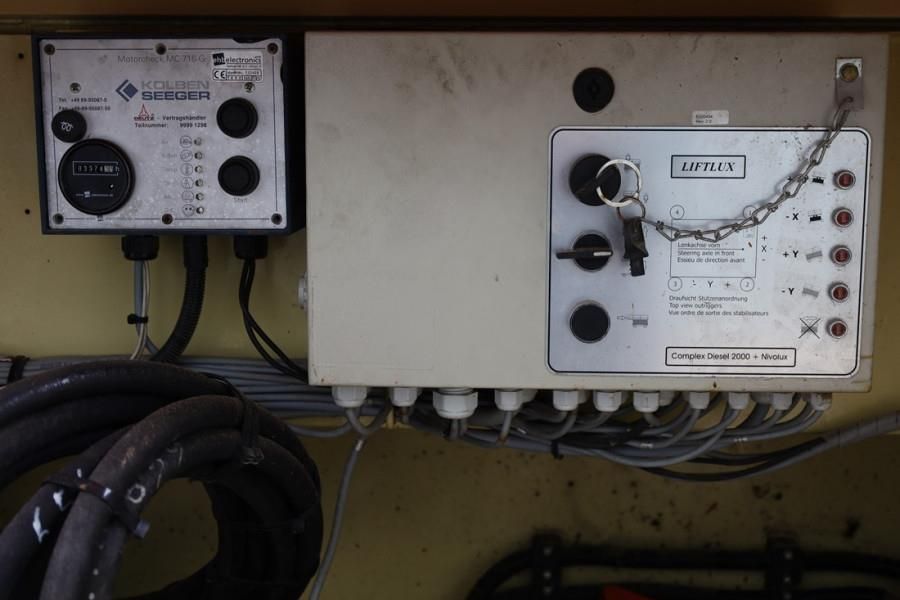 JLG 260-25 Diesel, 4x4 Drive, 9.80m Hydraulic Deck Ext