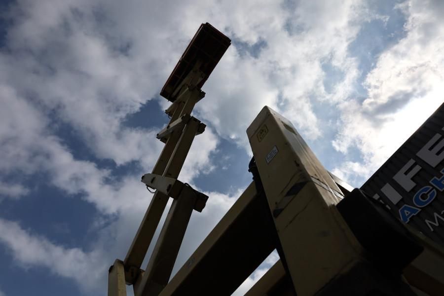 JLG 260-25 Diesel, 4x4 Drive, 9.80m Hydraulic Deck Ext