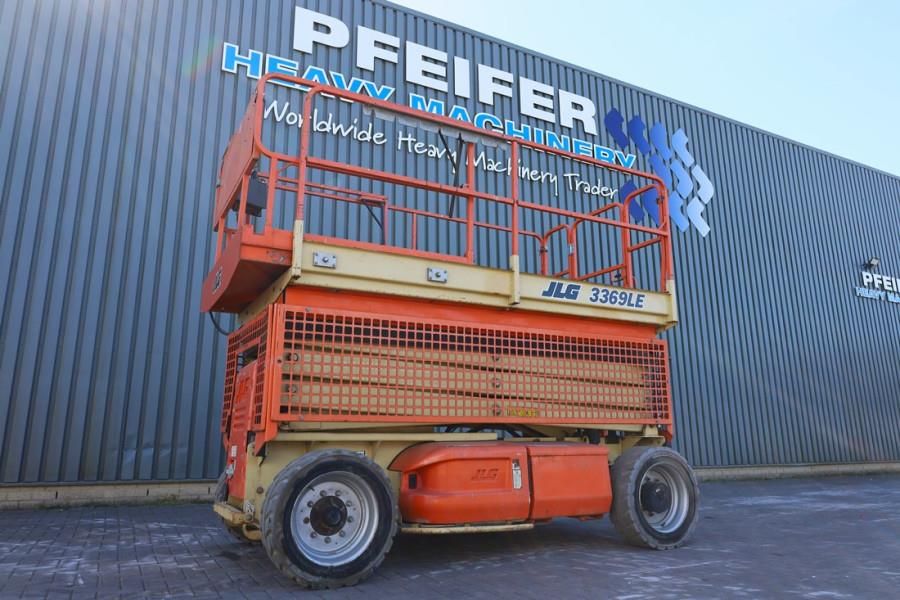 JLG 3369LE Electric, 12m Working Height, 450kg Capacit