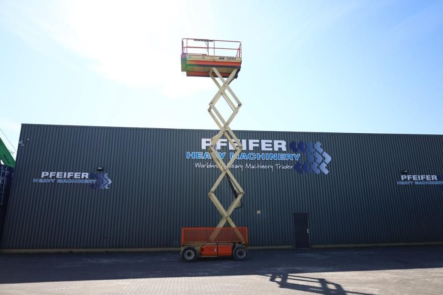 JLG 3369LE Electric, 12m Working Height, 450kg Capacit