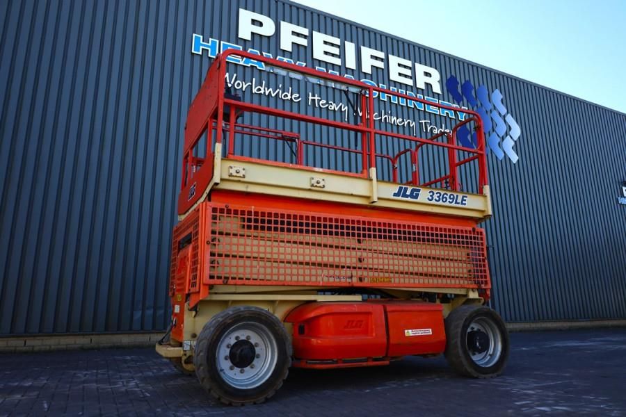 JLG 3369LE Electric, 12m Working Height, 450kg Capacit