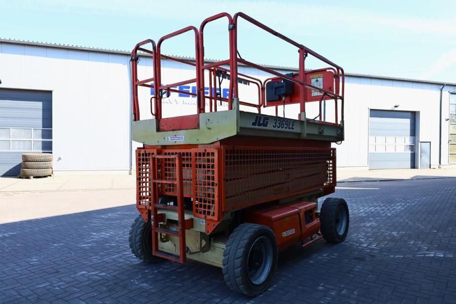 JLG 3369LE Electric, 12m Working Height, 450kg Capacit