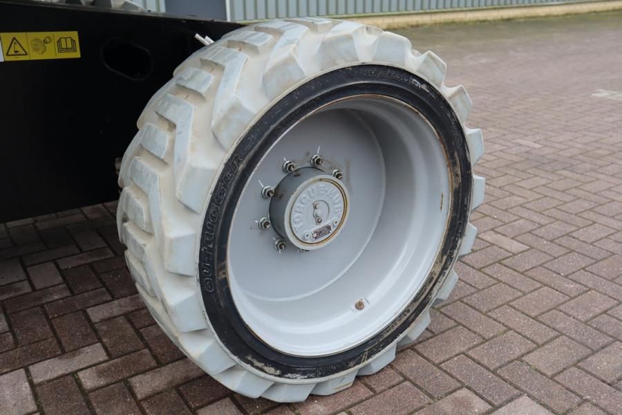 Genie Z60/37FE Valid Inspection, *Guarantee! Hybrid, 4x4