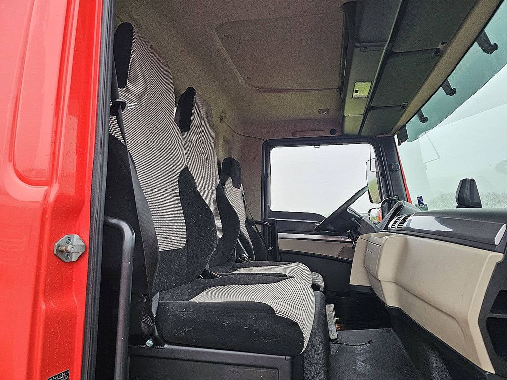 M.A.N. 8.220 TGL 8.8t bottie lift 8t