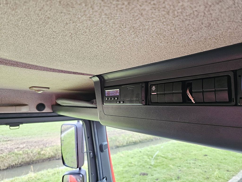 M.A.N. 8.220 TGL 8.8t bottie lift 8t