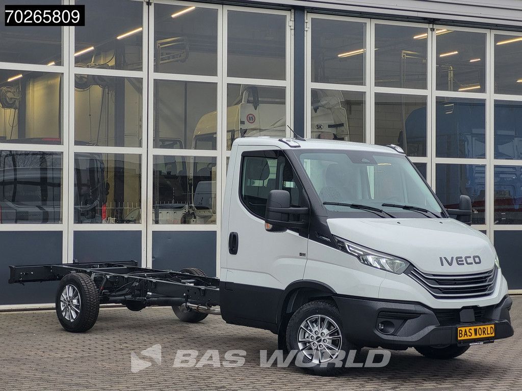 Iveco Daily 35S16 Automaat BPM VRIJ Chassis Cabine 410WB 2025 model LED CarPlay Camera Velgen Cruise Airco Fahrgestell A/C Cruise control