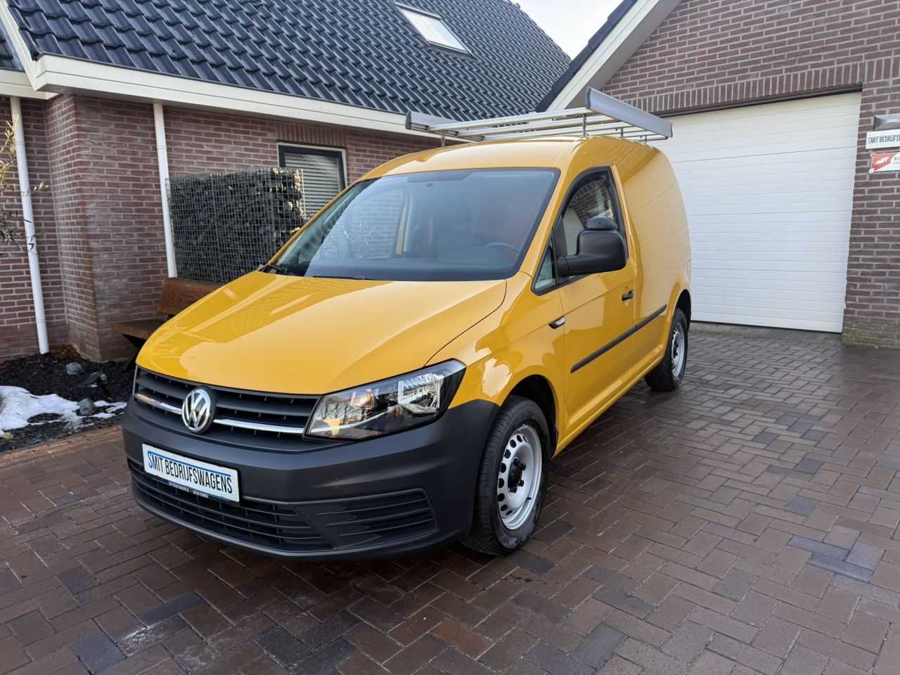 Volkswagen Caddy 2.0 tdi imperial, trekhaak, inrichting.