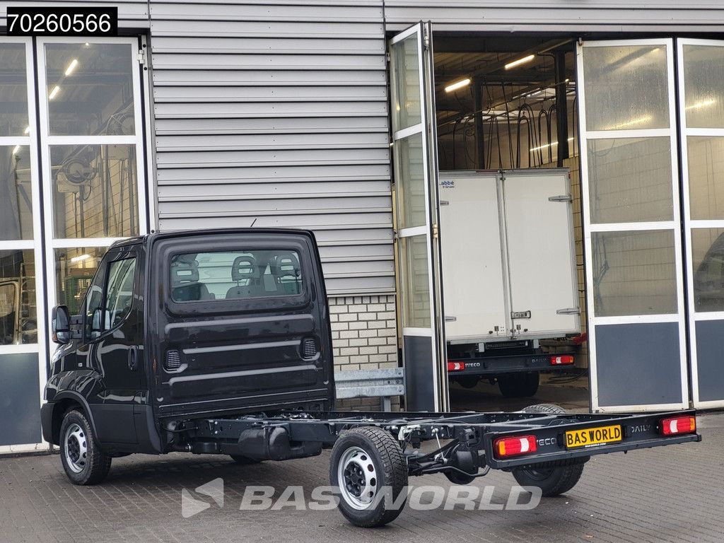 Iveco Daily 35S21 3.0L Automaat BPM VRIJ Chassis Cabine 410WB 2025 model LED CarPlay ACC Airco Fahrgestell Airco