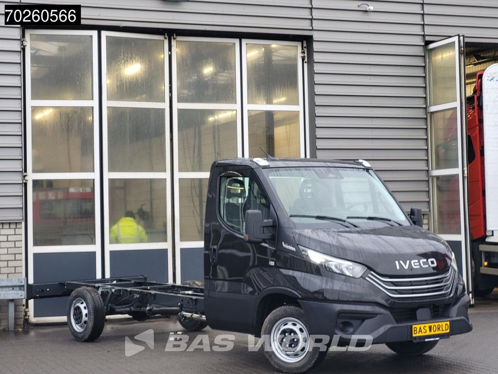 Iveco Daily 35S21 3.0L Automaat BPM VRIJ Chassis Cabine 410WB 2025 model LED CarPlay ACC Airco Fahrgestell Airco