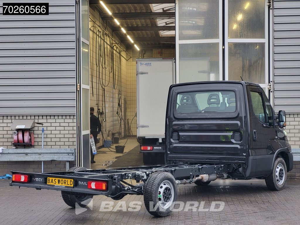 Iveco Daily 35S21 3.0L Automaat BPM VRIJ Chassis Cabine 410WB 2025 model LED CarPlay ACC Airco Fahrgestell Airco