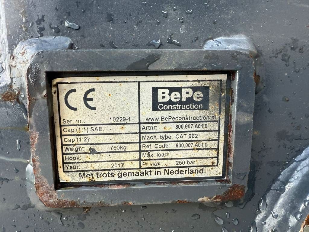 BEPE Caterpillar 962 Verachtert quick coupler NEW!