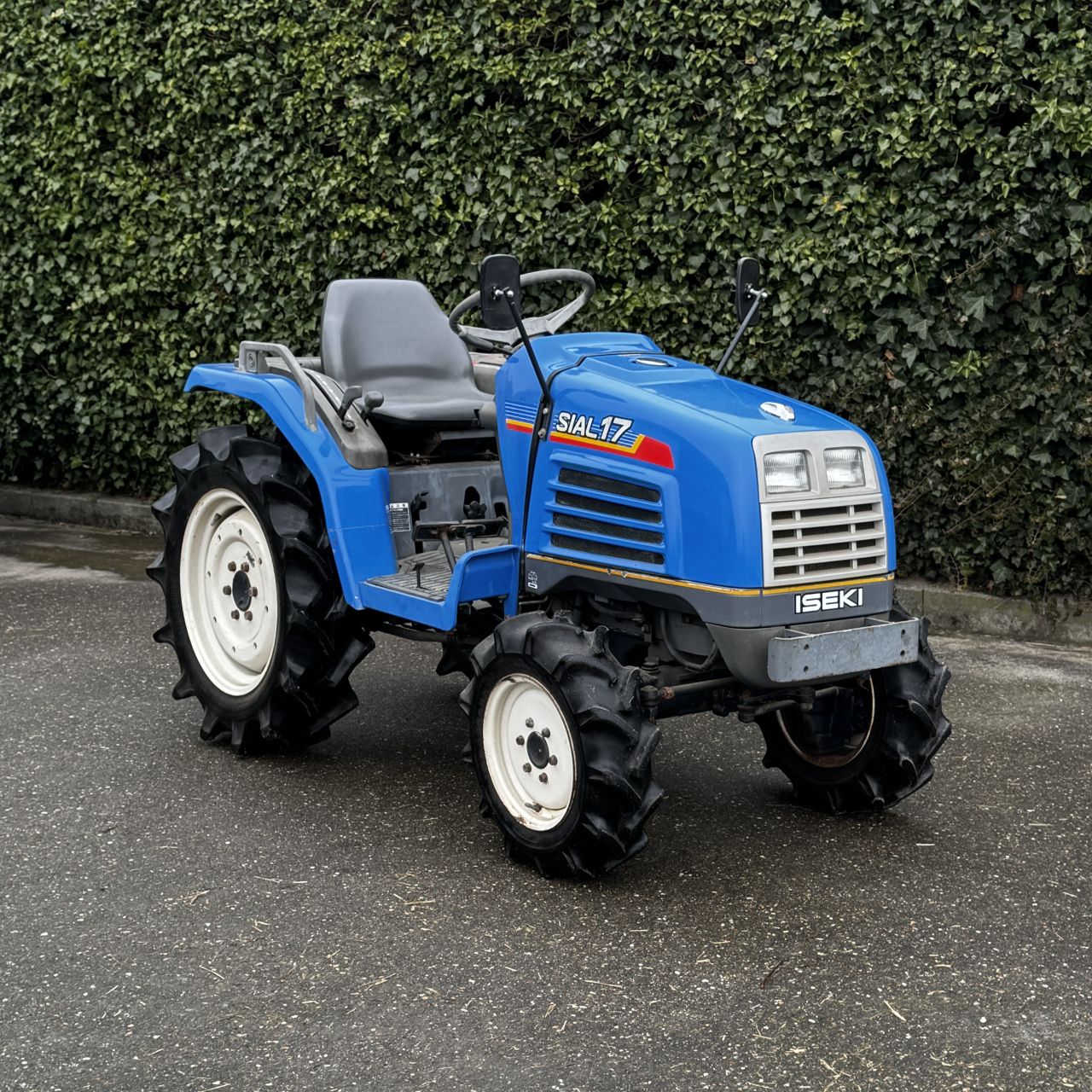 ISEKI SIAL17