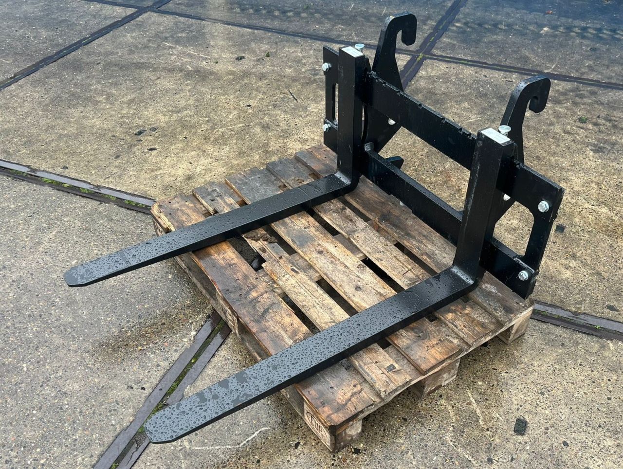 JCB Palletvorken 100x40x1070 met Giant aansluiting