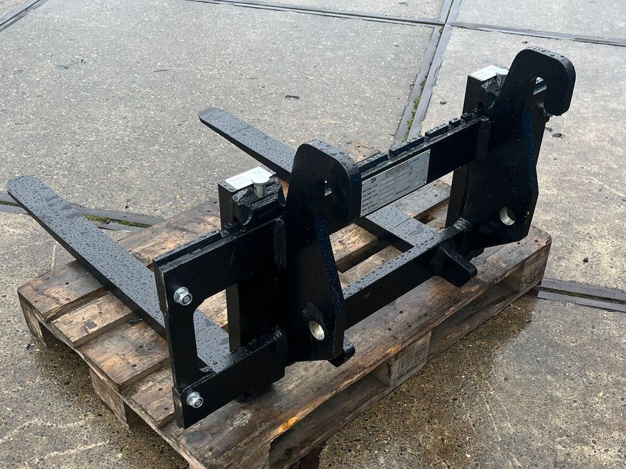 JCB Palletvorken 100x40x1070 met Giant aansluiting