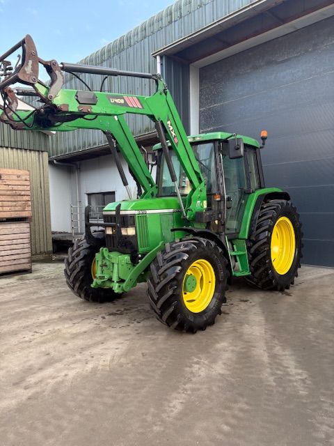 John deere 6110