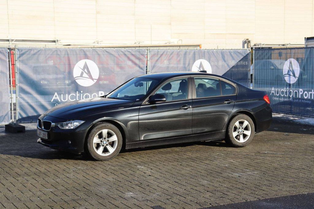 Passenger car BMW 318d Diesel 143 hp 2013 (Margin)
