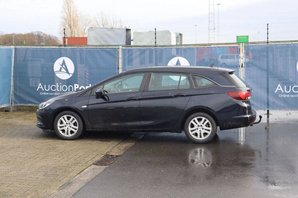 Passenger car Opel Astra ECO TEC D Diesel 110 hp 2019 (Margin)
