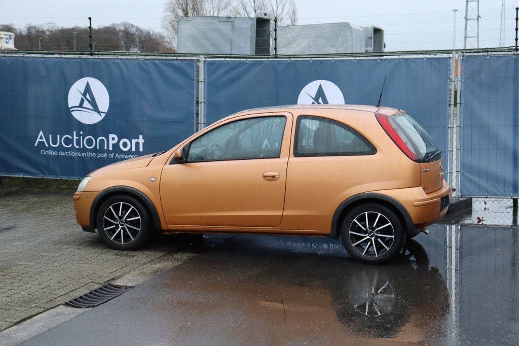 Passenger car Opel Corsa Petrol 60 hp 2005 (Margin)
