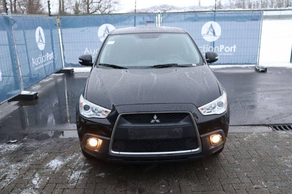 SUV Mitsubishi ASX Nomad Petrol 113hp 2013 (Margin)