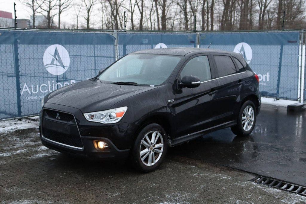 SUV Mitsubishi ASX Nomad Petrol 113hp 2013 (Margin)
