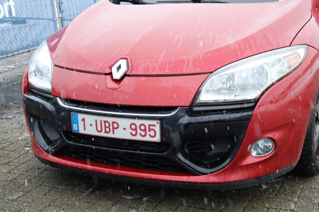 Passenger car Renault Mégane Diesel 90 hp 2013 (Margin)