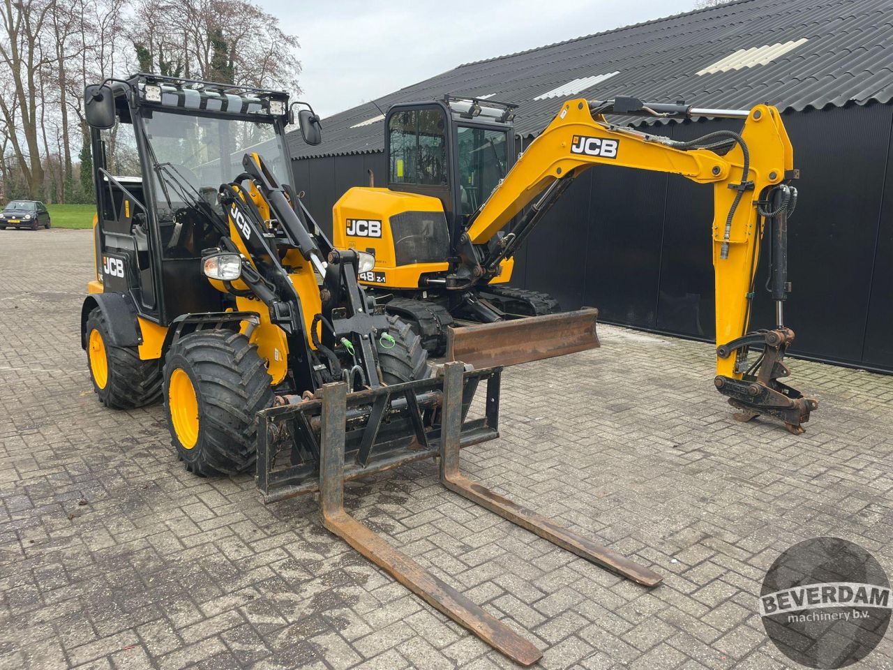JCB 403 SP + JCB 48Z-1