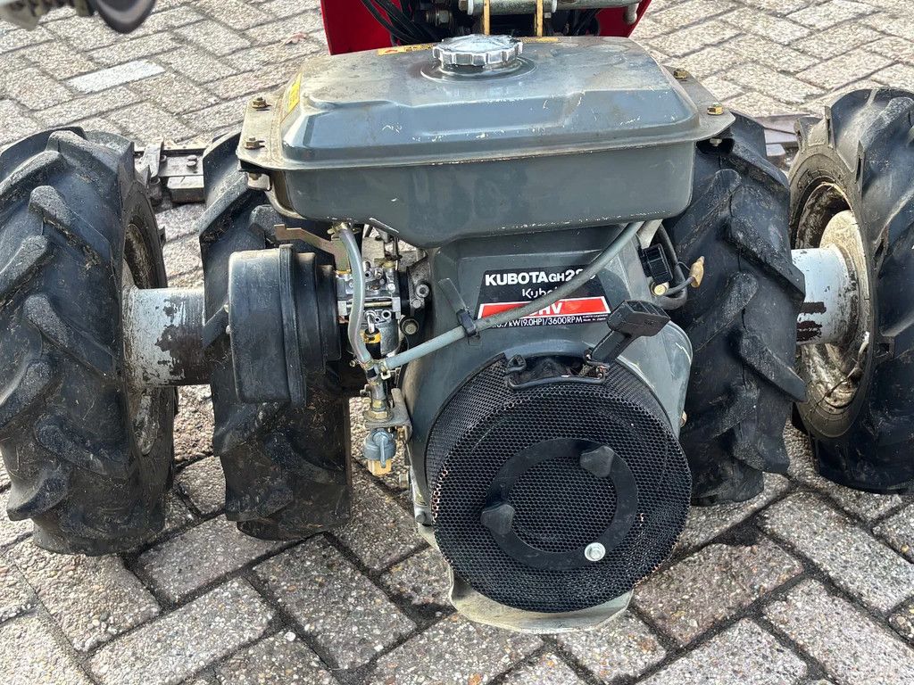 Reformwerke Wels Balkmaaier met kubota reform m3l messenbalk