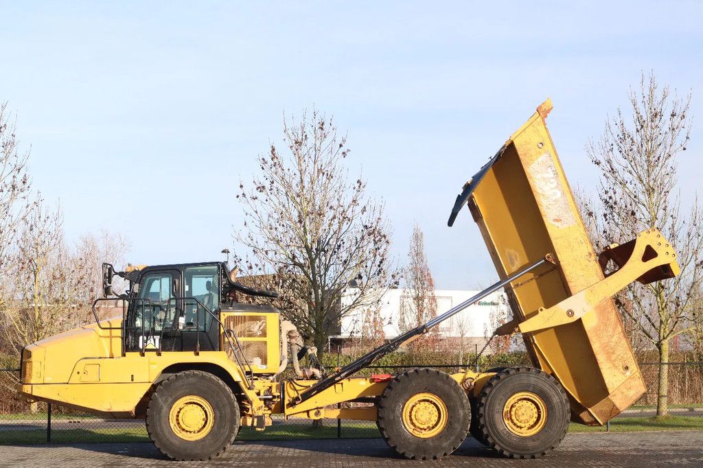 Caterpillar 730 04A | TAILGATE | LOW HOURS