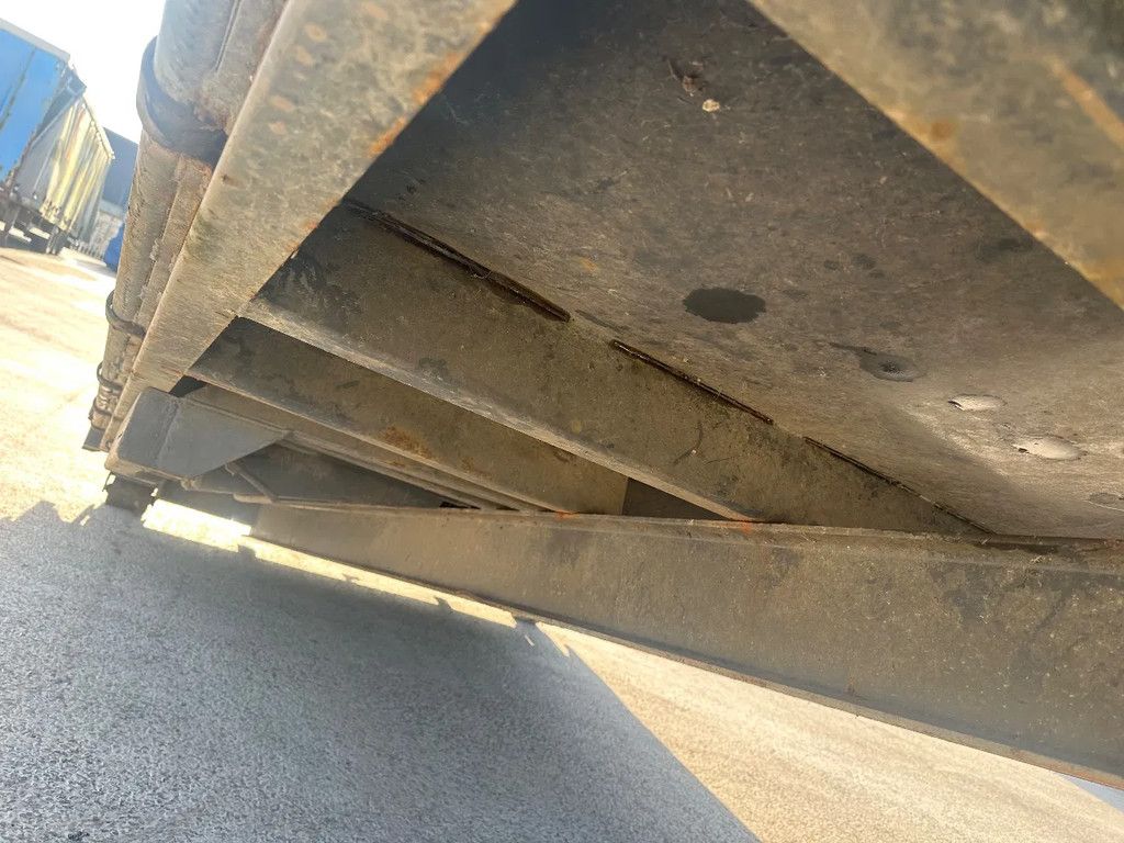 AJK Hydraulische zij kiep klep container