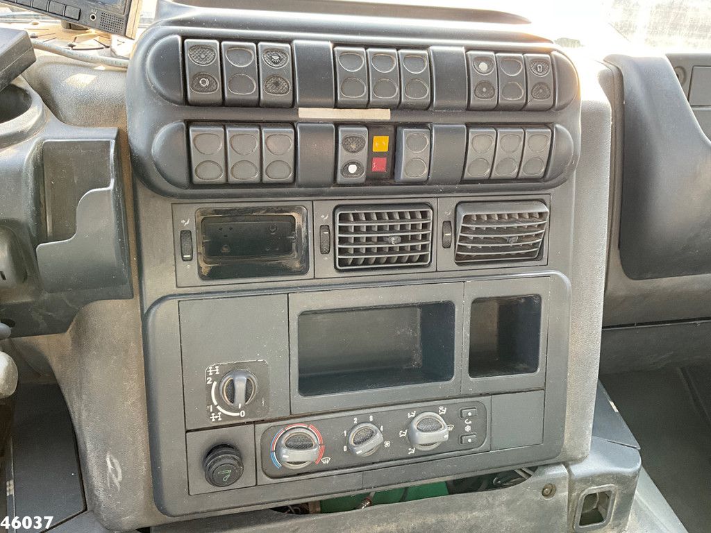 Iveco Trakker AD260T36 6x4 Kipper 12m³ Manual Full steel suspension