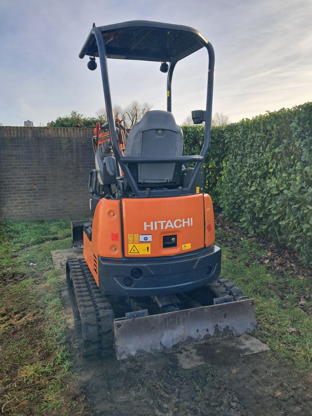 Minigraver Hitachi ZX19-U / Sloop-sorteer / Graafmachine / Kraan