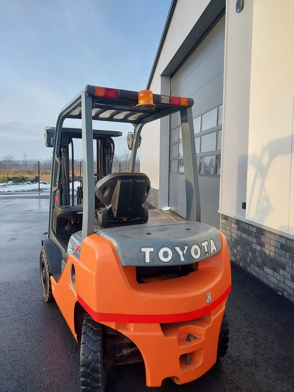 Toyota 2 ton diesel 2018!!!!
