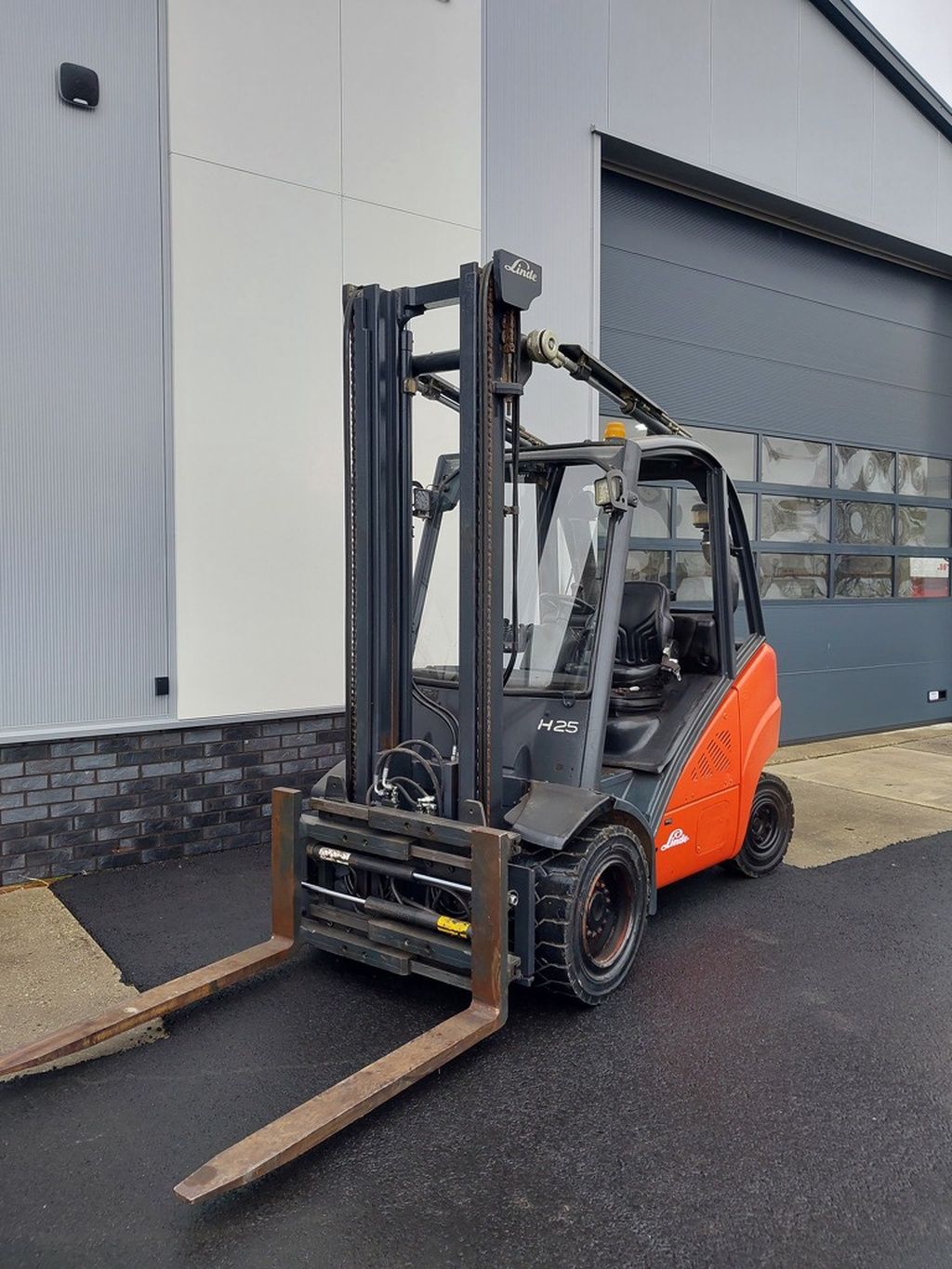 Linde H25D met vorkenversteller