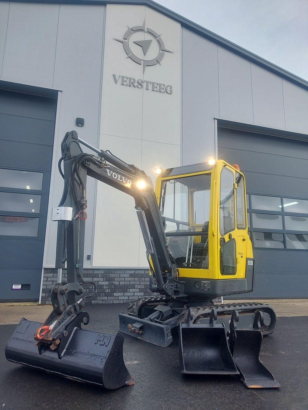 Volvo EC15B