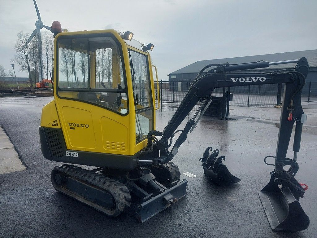 Volvo EC15B
